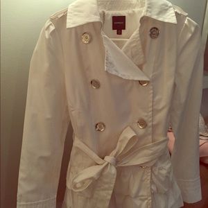White XS Express ruffle jacket